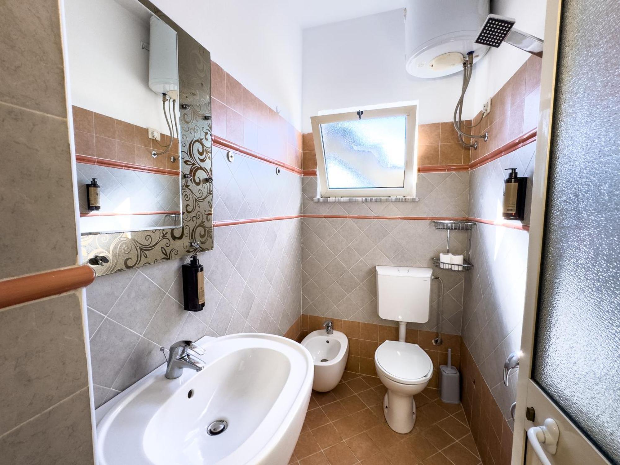 Shkodra Budget Hotel Luaran gambar