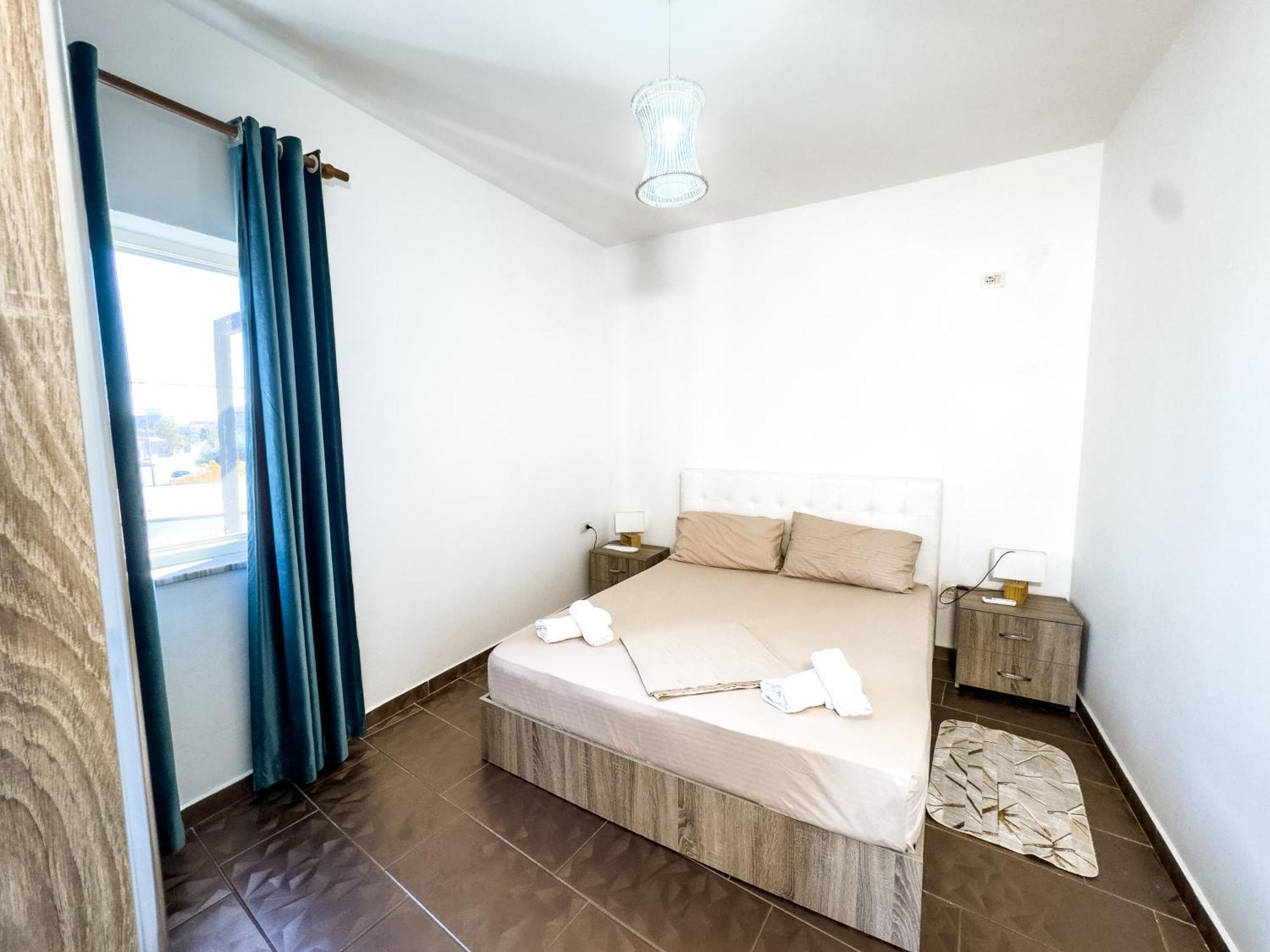 Shkodra Budget Hotel Luaran gambar