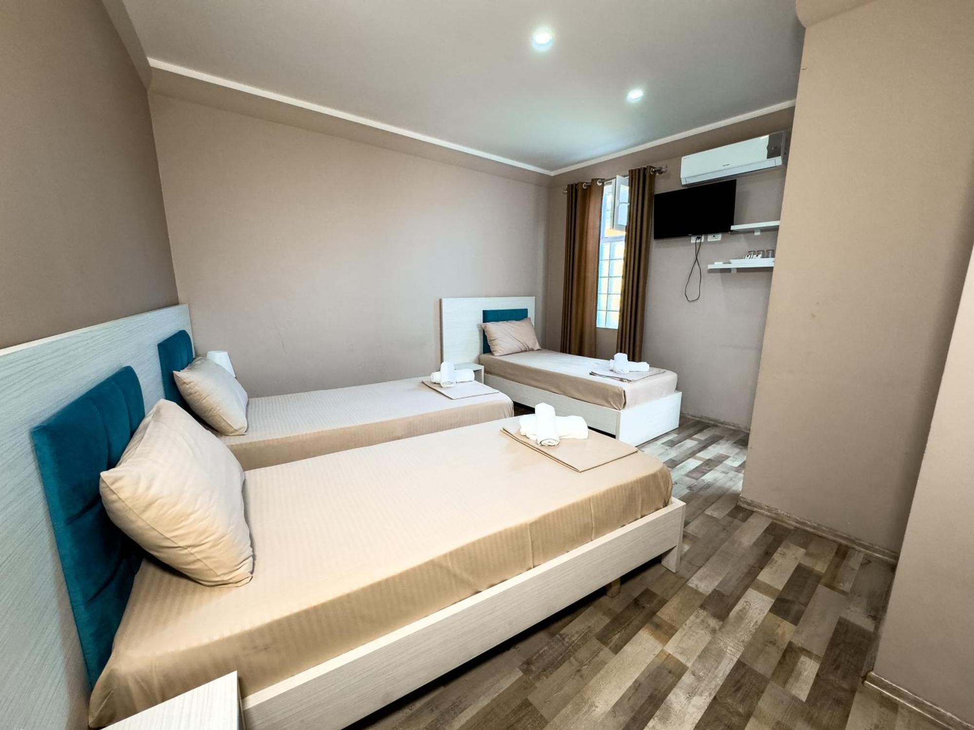 Shkodra Budget Hotel Luaran gambar