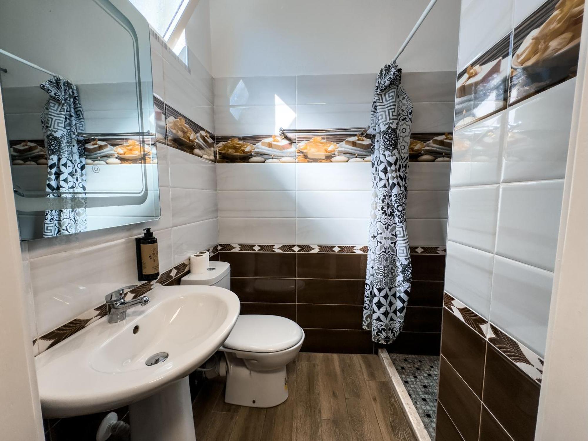 Shkodra Budget Hotel Luaran gambar