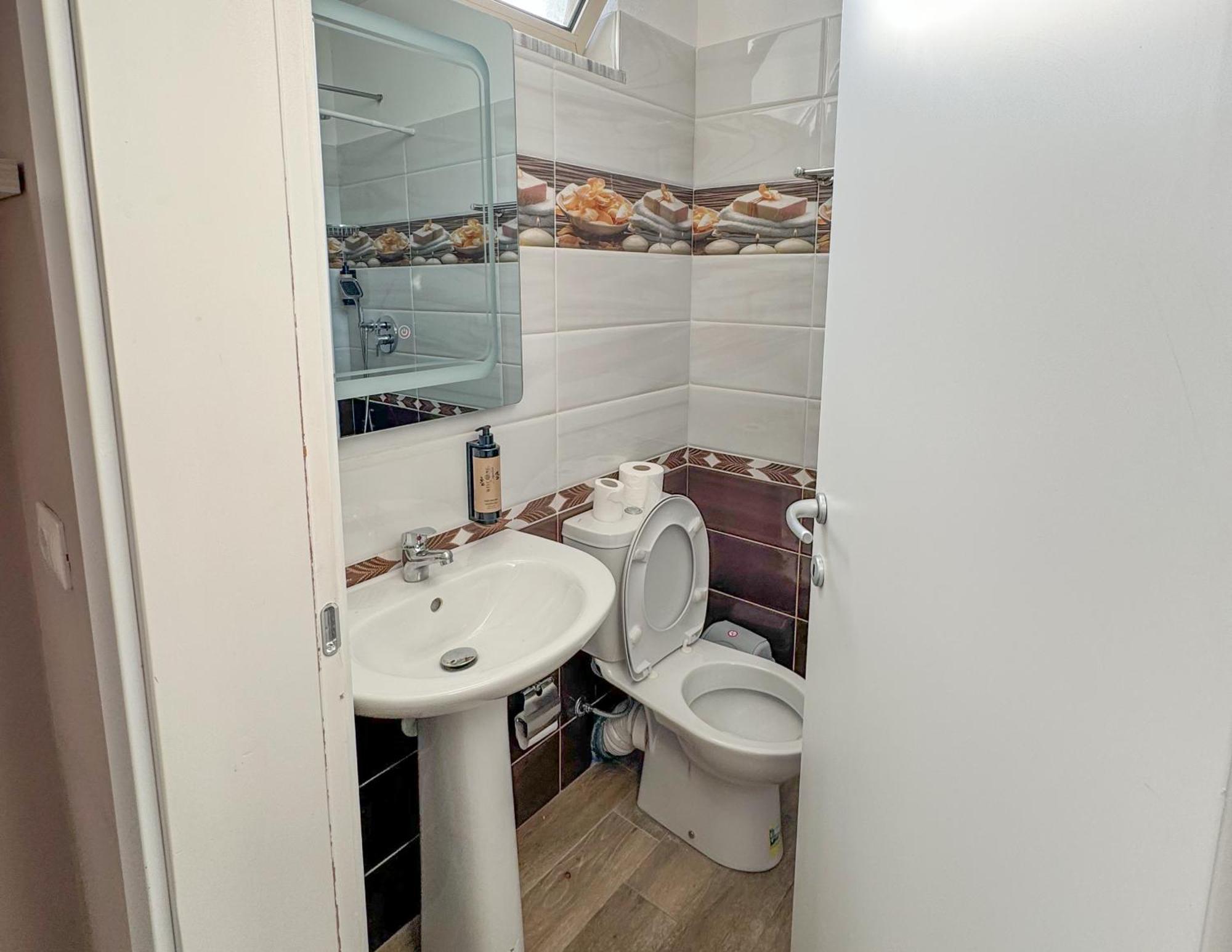 Shkodra Budget Hotel Luaran gambar